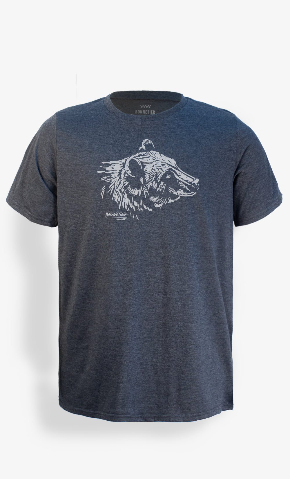 T-shirt charcoal homme en coton bio et polyester recyclé avec imprimé tête d’ours gris.